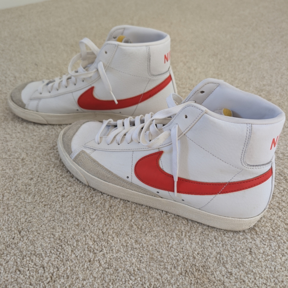 Nike Orange Blazers - Picture 3 of 4